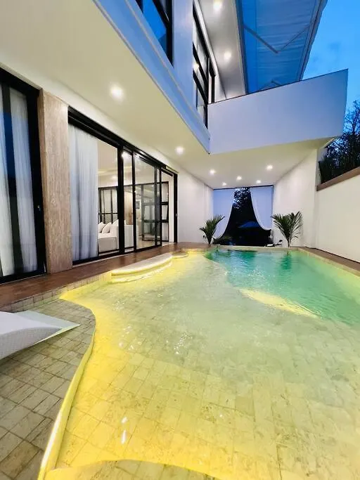 Villa Tyas Uluwatu   Uluwatu (Bali)