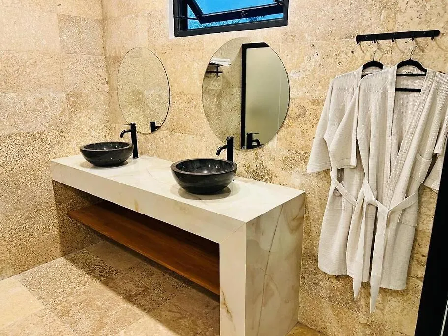Villa Tyas Uluwatu  Indonesia